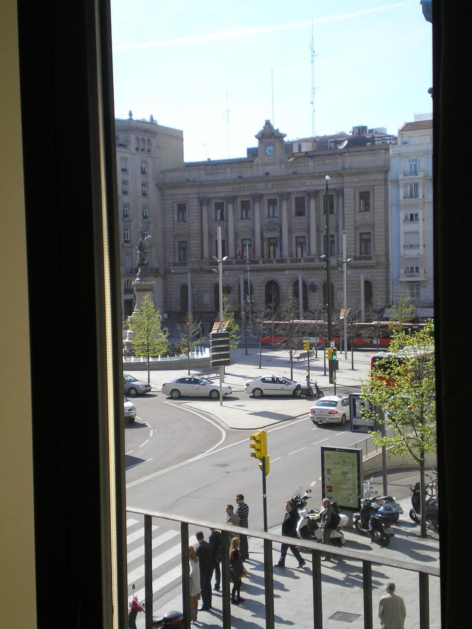 Apartamentos Plaza Espana Deluxe Saragossa Exterior foto